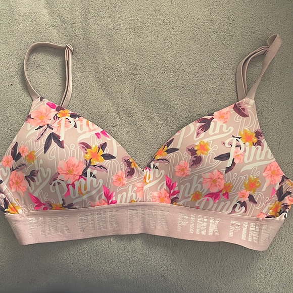 PINK Victoria's Secret Other - PINK wear everywhere bra